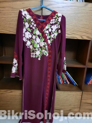 Single embroidered kameez